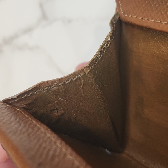 Authentic Louis Vuitton Monogram Coin/Card Case - Picture 12 of 12